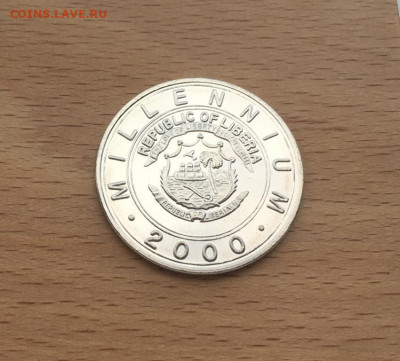 Либерия 5$ долларов 2000 Год собаки фауна Восточный календар - liberija_5_dollarov_2000_god_sobaki_fauna_vostochnyj_kalendar (3)