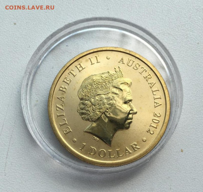 Австралия 1$ доллар 2012 Животные спортсмены Кенгуру Фауна - avstralija_1_dollar_2012_zhivotnye_sportsmeny_kenguru_fauna_emal (3)