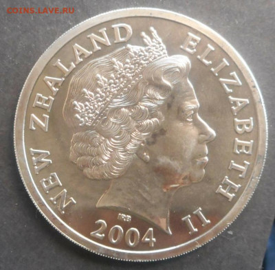 Крона Шайба Новая Зеландия 5$ доллар 2004 Буревестник - krona_shajba_novaja_zelandija_5_dollar_2004_chatamskij_tajfunnik_burevestnik_unc_ptica_fauna_tirazh_1350 (1)