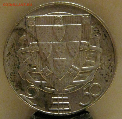 Португалия 2,5 эскудо 1951 до 22-15 21.09.2020 - IMG_3365.JPG
