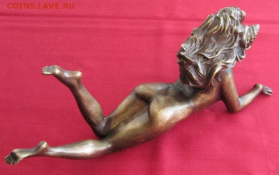 Бронзовая статуэтка "Женщина с ракушкой", ню - IMG_5946.JPG