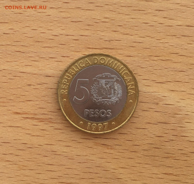биметалл Доминикана 5 песо 1997 50 лет Центробанку - IMG_7018.JPG