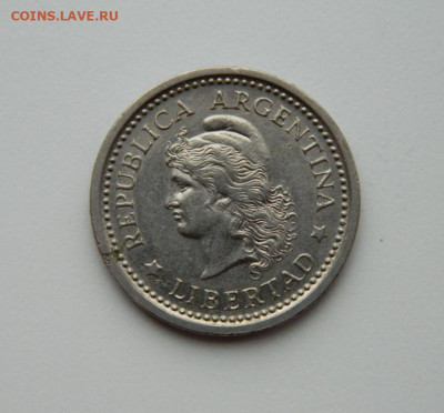 Аргентина 1 песо 1958 г. до 29.10.20 - DSCN2462.JPG