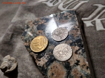 2 солида билон 1600-ые Польша, помогите с датировкой - изображение_viber_2020-10-26_12-39-24