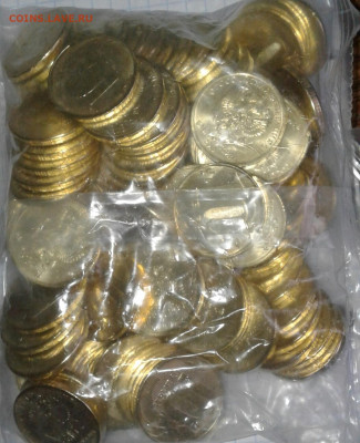 10 руб 2019 м 100 штук в банковских запайках до 30.10.20 - 20201027_094138-1