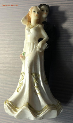 Статуэтка жених и невеста недорого до 06.11.20 в 22.00 по мс - 5004CD8E-C099-4E9E-9844-3DB0B07F6CD0