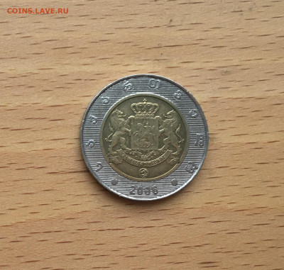биметалл Грузия 2 лари 2006 герб - IMG_8513.JPG