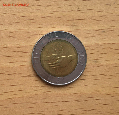 биметалл Ватикан 500 лир 1984 Год Мира - IMG_8563.JPG