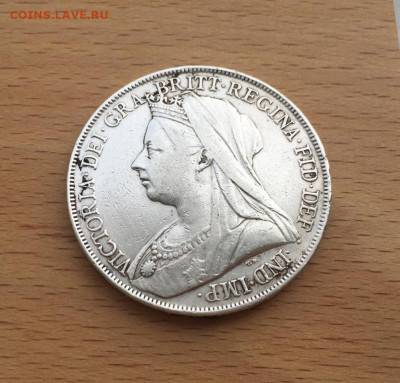 Великобритания 1 крона 1900 Королева Виктория Серебро - velikobritanija_1_krona_1900_koroleva_viktorija_serebro_krona_shajba (3)