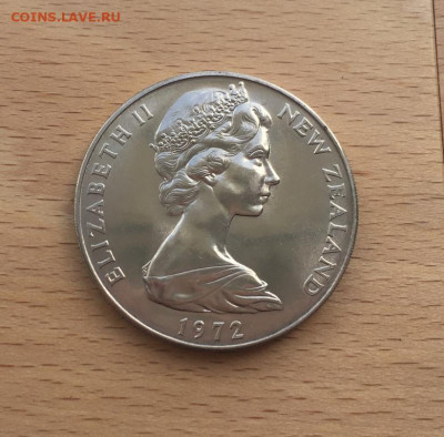 Крона Шайба Новая Зеландия 1$ доллар 1972 Герб - krona_shajba_novaja_zelandija_1_dollar_1972_gerb (1)