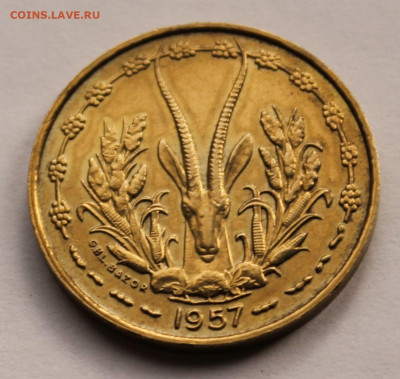 Французская Западная Африка. Того 10 франков 1957 г - 5