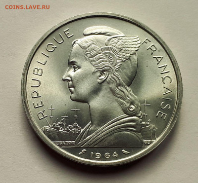Коморские острова 5 франков 1964 г.Тираж - 1 000 000. Сохран - 4