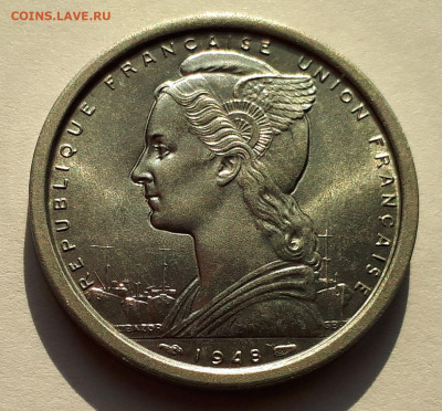 Сен Пьер и Микелон 2 франка 1948. Тираж - 300 000. Сохран. - 8