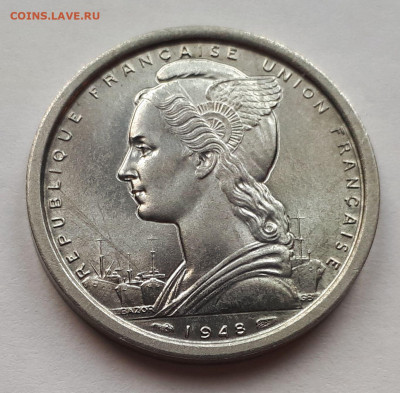 Сен Пьер и Микелон 2 франка 1948. Тираж - 300 000. Сохран. - 6