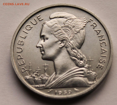 Французское Сомали 5 франков 1959 г. Тираж - 500 000. UNC - 7
