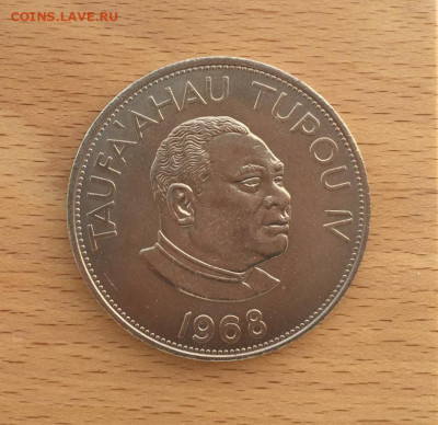 Огромная монета !! 45 мм Крона Шайба Тонга 2 паанга 1968 - ogromnaja_moneta_45_mm_krona_shajba_tonga_2_paanga_1968_taufaakhau_tupou