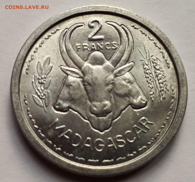 Французский Мадагаскар 2 франка 1948. Сохран! UNC - 2