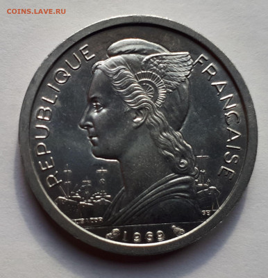 Реюньон Французский 2 фр. 1969. Тираж - 150 000! Сохран. - 7