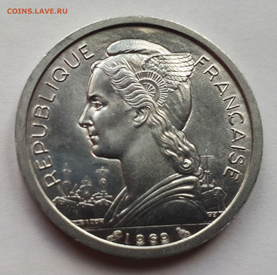 Реюньон Французский 2 фр. 1969. Тираж - 150 000! Сохран. - 6