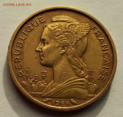 Французское Сомали 10 франков 1965 г. Тираж - 250 000 - 8