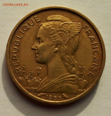 Французское Сомали 10 франков 1965 г. Тираж - 250 000 - 7