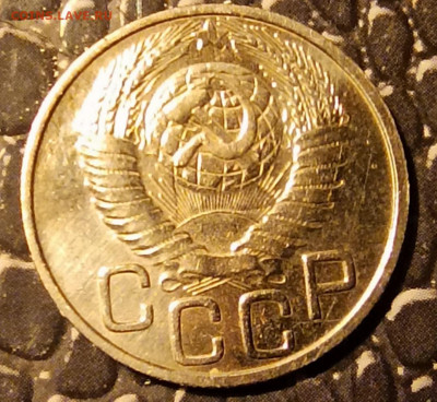 20 копеек 1948 слишком блестящая!? и 10 копеек 1957 - 1610065179021