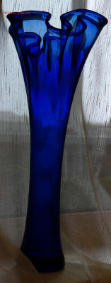 ваза цветное синее стекло. Высокая - ваза синяя.JPG