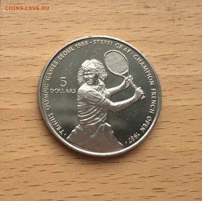 Крона Шайба Ниуэ 5$ долларов 1987 Теннис Штеффи Граф - IMG_0177.JPG