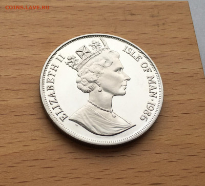 Шайба Остров Мэн 1 крона 1986 Чемпионат мира по футболу - IMG_0035.JPG