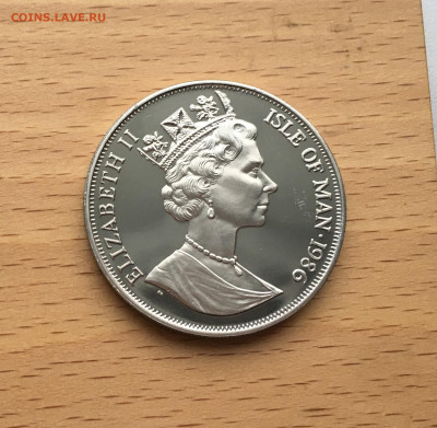 Шайба Остров Мэн 1 крона 1986 Чемпионат мира по футболу - IMG_0033.JPG