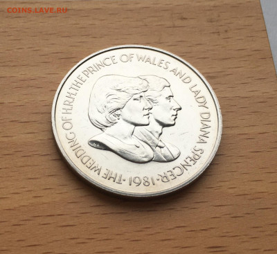 Крона Шайба Фолклендские острова 50 пенсов 1981 Свадьба Диан - IMG_0166.JPG