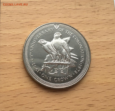 Крона Шайба Остров Мэн 1 крона 1978 25 лет коронации Соколы - IMG_0303.JPG
