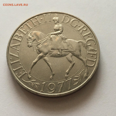 Великобритания 1977г 25 пенсов "Серебряный юбилей" - image-16-01-21-10-41-2
