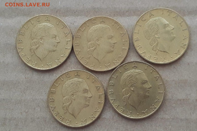 5 монет Италии 200 лир 1978-1995 - 1.1