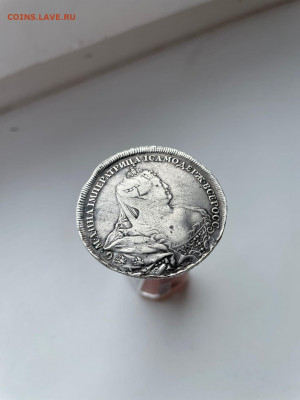 Рубль 1737 год Гедлингер - 4