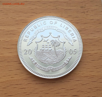 Крона Шайба Либерия 5$ долларов 2005 США футбол - IMG_2163.JPG
