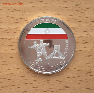 Крона Шайба Либерия 5$ долларов 2005 футбол Иран - IMG_2179.JPG