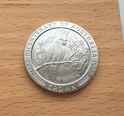 Крона Шайба Остров Мэн 1 крона 1988 попугай Какаду - IMG_2360.JPG