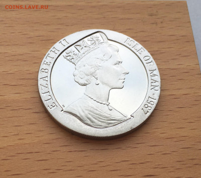 Крона Шайба Остров Мэн 1 крона 1987 Регата Кубок Америки - IMG_2437.JPG