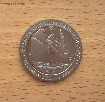 Крона Шайба Остров Мэн 1 крона 1987 Фримантл парусник фрегат - IMG_2452.JPG