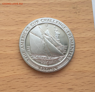 Крона Шайба Остров Мэн 1 крона 1987 Фримантл парусник фрегат - IMG_2453.JPG