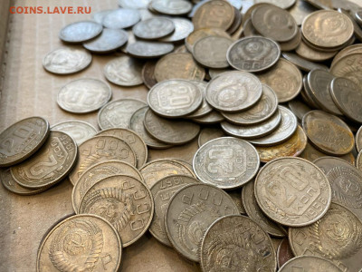 327 монет 20 коп 1952-57 гг. - 2
