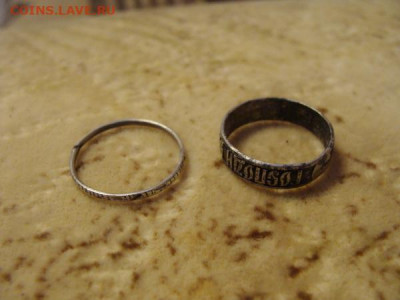 2 простеньких серебряных колечка. старт 40р - DSC03729.JPG