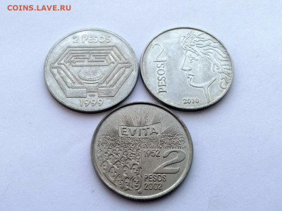 лот юбилейки Аргентины 3 монеты 2 песо - 2