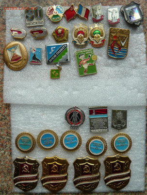 Значки разные.Фикс.цена по30р.(3) До 15.04.21 - P1070772.JPG