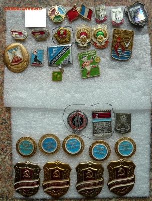 Значки разные.Фикс.цена по30р.(3) До 15.04.21 - P1070772.JPG