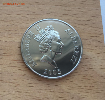 Крона Шайба Олдерни 5 фунтов 2005 Принц Генри - IMG_4397.JPG