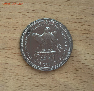 Крона Шайба Остров Мэн 1 крона 1978 соколы фауна птицы - IMG_4085.JPG