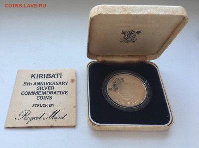 Крона Шайба Кирибати 10$ долларов 1984 Независимость Пруф - IMG_4643.JPG