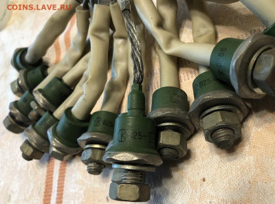 Золотые керамич. процессоры и советские детали с позолотой - 2B0DA575-AE11-4693-8B1A-6CBA5F358B9E